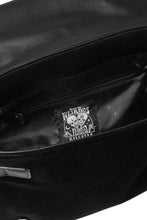 Load image into Gallery viewer, Draculyn Messenger Bag
